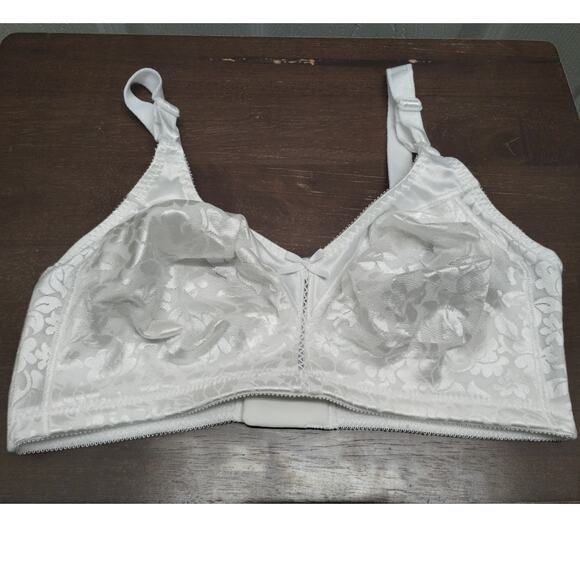 Bali NWOT Size 36D White Classic Double Support Wireless Lace Minimizer Bra 3372 - Picture 1 of 4